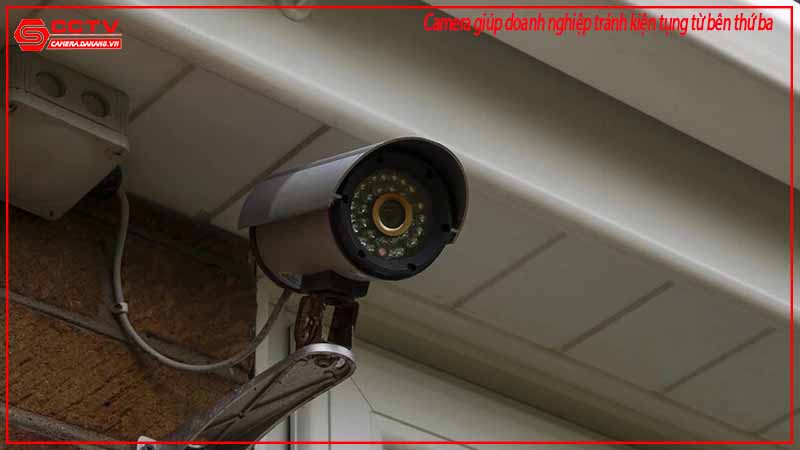 camera-giup-doanh-nghiep-tranh-kien-tung-tu-ben-thu-ba-1