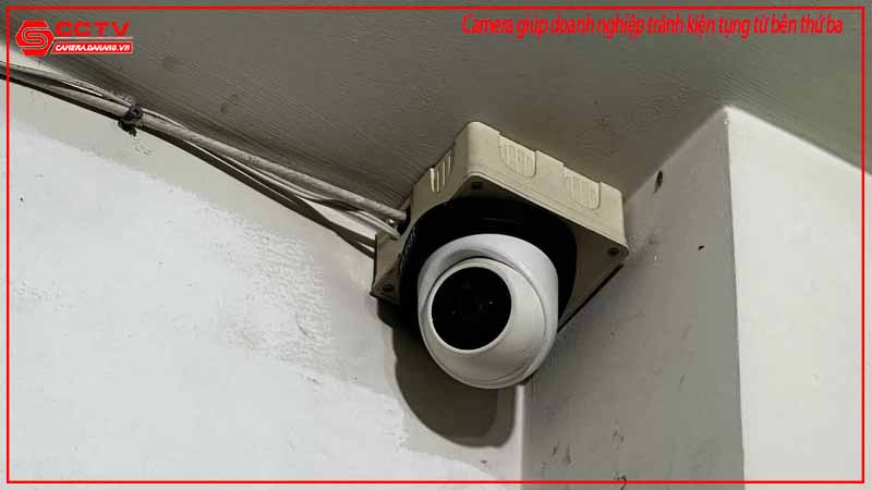 camera-giup-doanh-nghiep-tranh-kien-tung-tu-ben-thu-ba-2