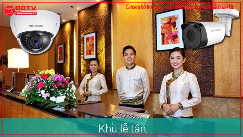 camera-ho-tro-zoom-can-thiet-cho-cong-vao-khach-san-lon-1