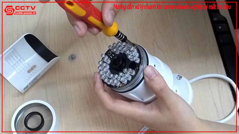 huong-dan-xu-ly-nhanh-khi-camera-doanh-nghiep-bi-mat-tin-hieu-1