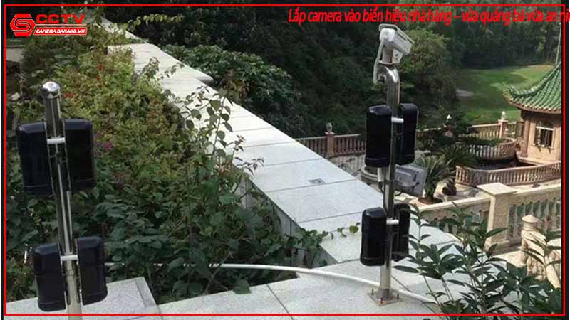 lap-camera-vao-bien-hieu-nha-hang-vua-quang-ba-vua-an-ninh-1