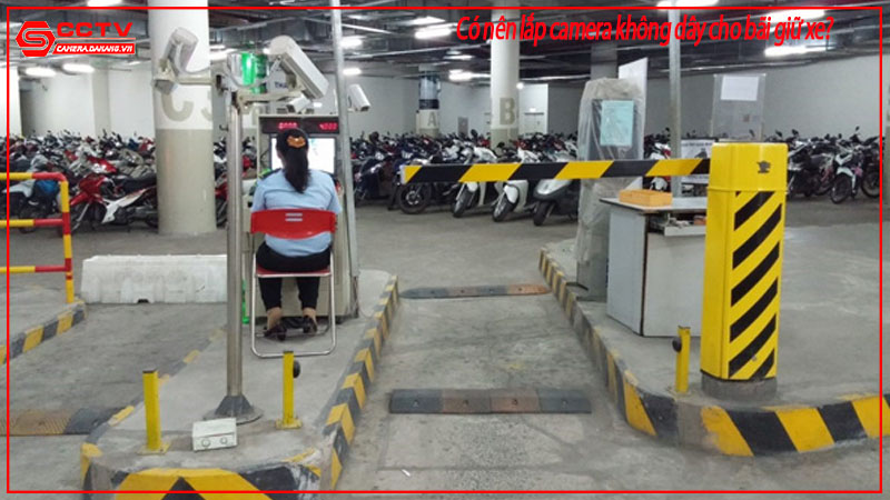 co-nen-lap-camera-khong-day-cho-bai-giu-xe-1